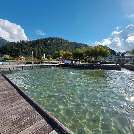 Au Bord Du Lac D'Annecy, Logement Type Loft, Dans Residence Avec Plage Et Ponton Privee Duingt Buitenkant foto